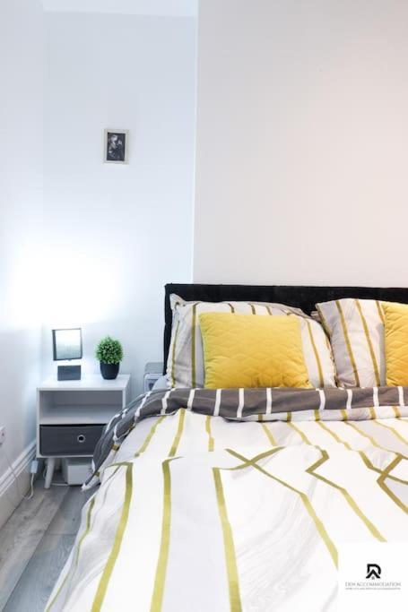 Den Accommodation & Short Lets Greenwich London - 3 Bed House Exteriör bild